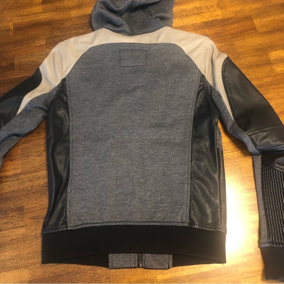 NWT $160 BLANK NYC Color Block Faux Leather Jacket in size XS! - Picture 9 of 16